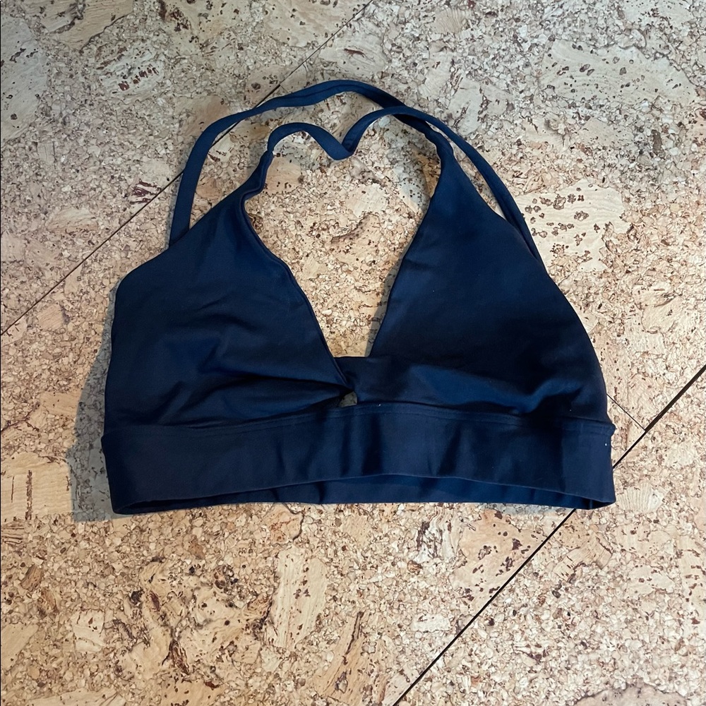 Liquido active sports bra